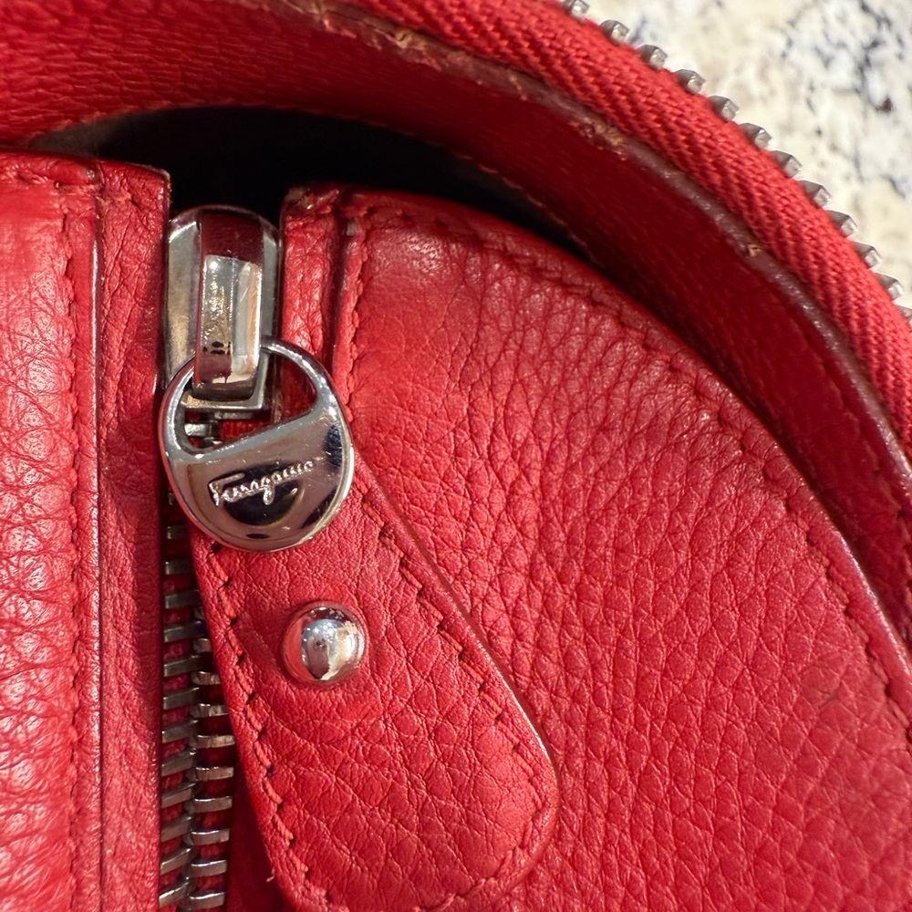 Salvatore Ferragamo EUC Verve Vintage Red Calfskin Leather Satchel - Picture 13 of 13